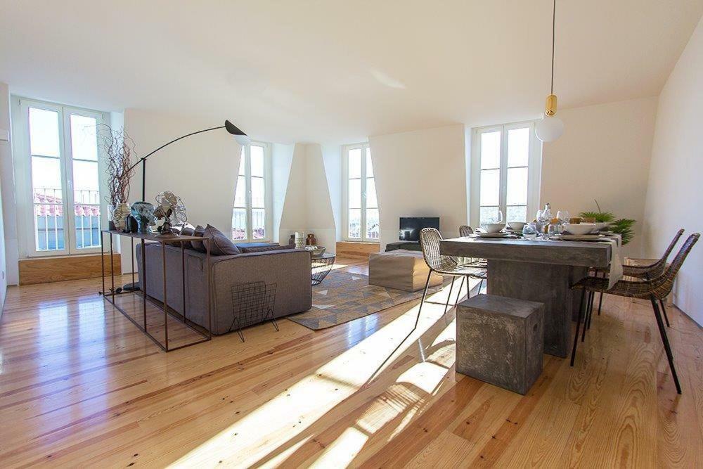 Appartamento Luxury T.M. Penthouse With A View Lisbona Esterno foto