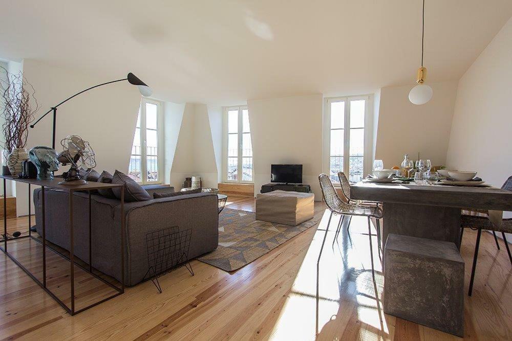 Appartamento Luxury T.M. Penthouse With A View Lisbona Esterno foto